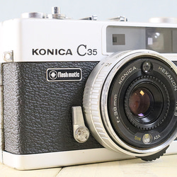 【完動品/3ヶ月保証】オールドフィルムカメラ  KONICA C35 flashmatic S/N744041 m037 3枚目の画像