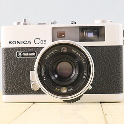 【完動品/3ヶ月保証】オールドフィルムカメラ  KONICA C35 flashmatic S/N744041 m037 1枚目の画像