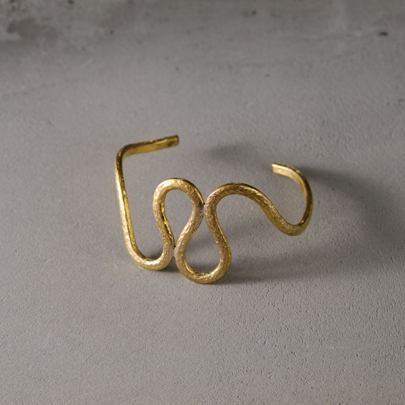 Creema限定  超個性的 真鍮バングル アンティークゴールド フリーサイズ  送料無料　BB014 3枚目の画像