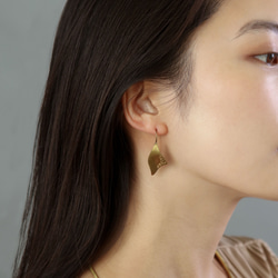 Creema限定 真鍮 フックピアス  アンティークゴールド  送料無料  Barss earrings   BP010 2枚目の画像