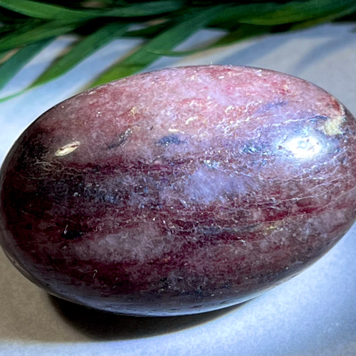 苺水晶✿*:・ストロベリー クォーツ ファイヤー タンブル 原石 天然石