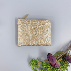 薄マチで使いやすい ハーフ財布 エナメルローズ シルバーピンク 日本製 Squeeze 2枚目の画像