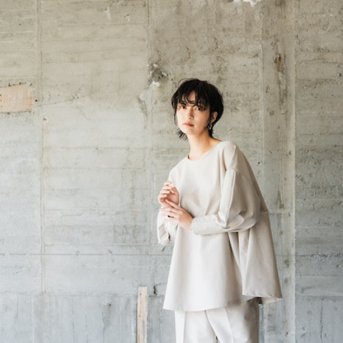 セットアップ トップス ライトベージュ sai 日本製 ストレスフリー