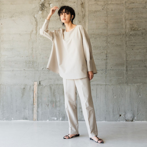 セットアップ トップス ライトベージュ sai 日本製 ストレス