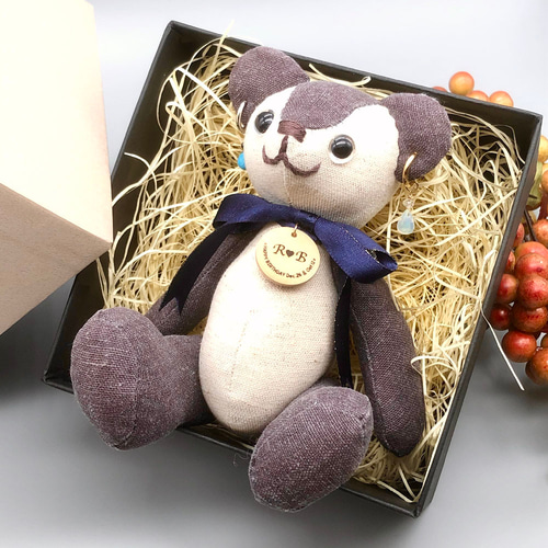 送料無料 ☆ Happy Bear & Birth stones 名入れ・ギフトに最適！可愛い