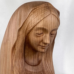 終末の護りの聖母マリア（手彫り 桂材） 1枚目の画像