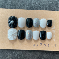 カラフルフラワーニコちゃんネイル うねうね 派手カワ 個性派ネイル