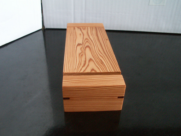 ●屋久杉　木製　筆箱　ペンケース　小物入れ　K１４４ 4枚目の画像