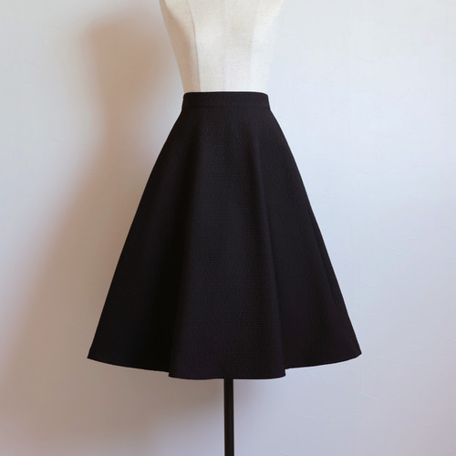 映える・美シルエット】ワッフルふくれジャガード フレアスカート