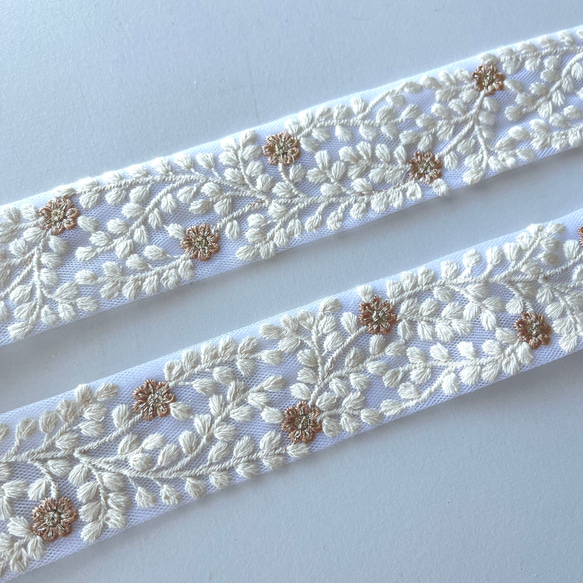 【50cm】インド刺繍リボン　ホワイト　チュール　GN858 2枚目の画像