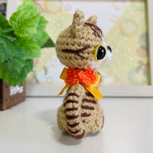 バブーシュカの茶トラ猫さんのあみぐるみ ☆ベージュのトラ猫ちゃん☆ 編みぐるみ あみぐるみ あみぐるみ