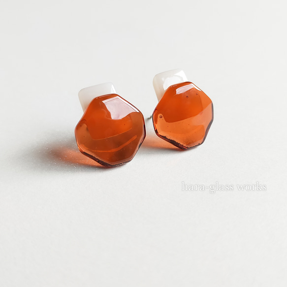 ○□ガラス　マジパン&コーラル　アレルギー対応ピアス／イヤリング選択 2枚目の画像
