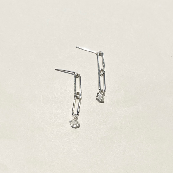 【單耳出售】鏈環穿孔赫基默鑽石（Silver925）耳環/耳環 第3張的照片