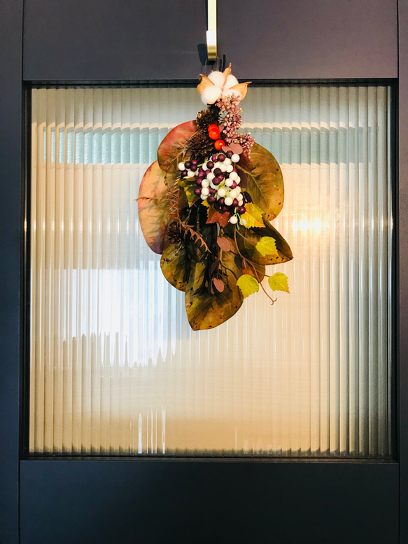 【早割中！】マグノリアと秋色木の実のハロウィンスワッグ★アースカラーで大人可愛い✴︎シック 8枚目の画像