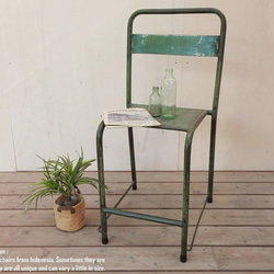 アイアンチェア グリーン 緑 鉄製 スツール 椅子 いす スチール スタッキング インダストリアル 工業系 ビンテージ 1枚目の画像