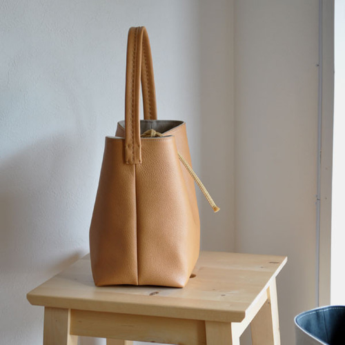 ワンハンドルレザーバッグ ミニ アンティークキャメル トートバッグ St  