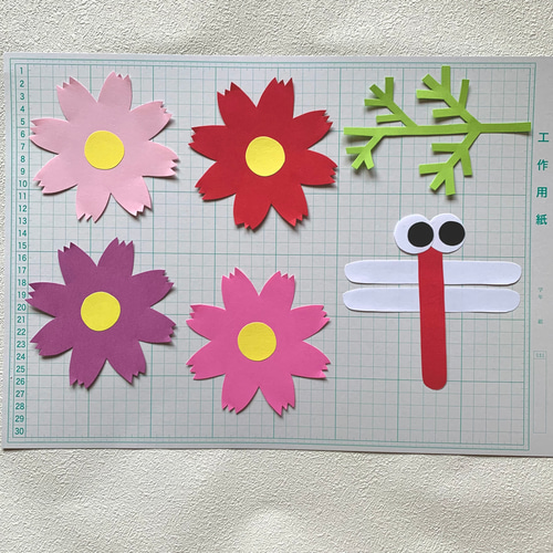 約75×60㎝ 秋のミニ壁面-トンボとコスモス- その他インテリア雑貨 ちぃ