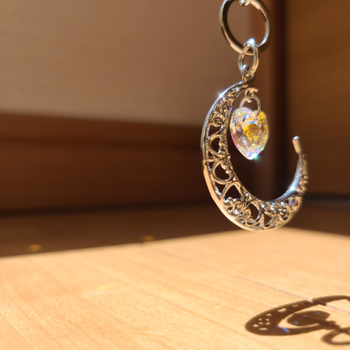 お試し☆送料込】キラメキサンキャッチャー☆バッグチャーム スワロ