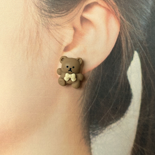 可愛いくまさんピアス ピアス（スタッド・一粒） MEJUL 通販｜Creema 