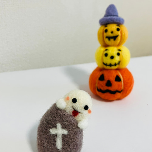 羊毛フェルト ハロウィン カボチャタワーとオバケちゃん 羊毛フェルト