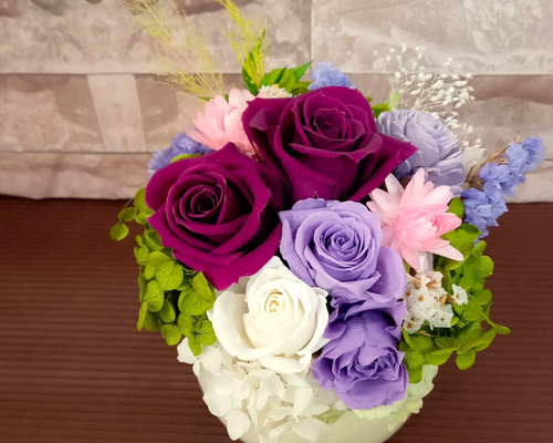 喜寿・古希のお祝い♪ プリザーブドフラワー アレンジメント 紫 誕生日