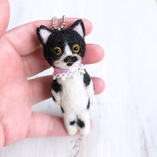 お手軽うちの子オーダー 直立姿勢の子猫マスコット 羊毛フェルト 羊毛