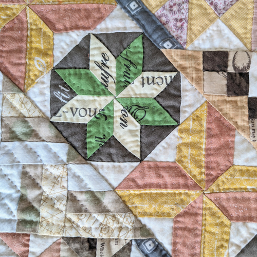 秋の幾何学模様☆パッチワークキルトのタペストリー タペストリー