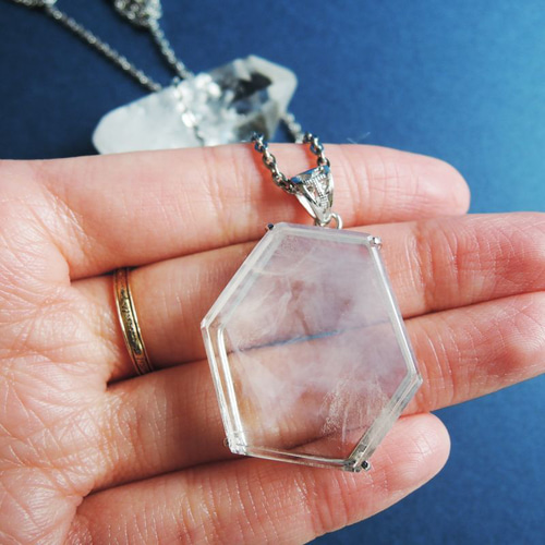 1点もの・D】エンジェルラダークォーツ 原石スライス サージカル