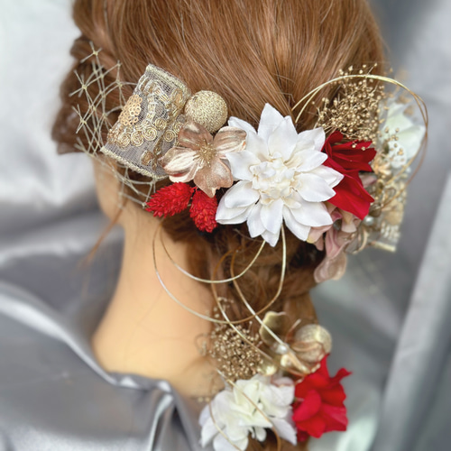 新作】赤✖️ゴールド 編みおろし 刺繍リボ 成人式髪飾り 結婚式