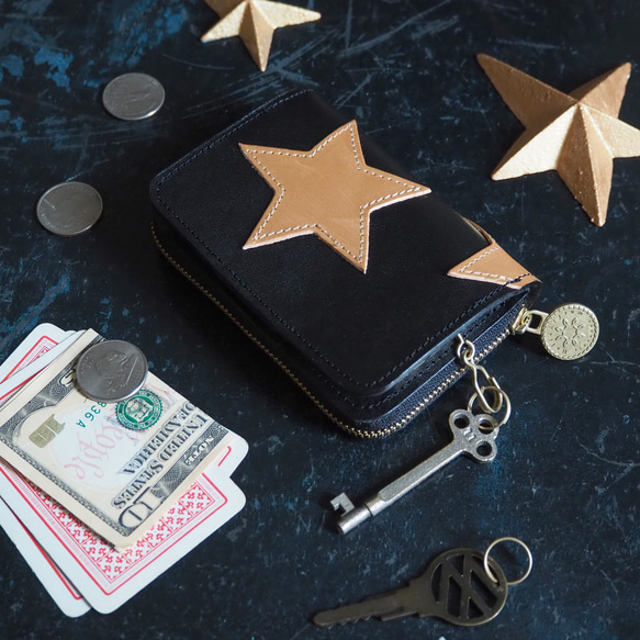 キーウォレット [ キーケース + ミニ財布 ]（星型 ゴールド / ブラック）本革 コンパクト スター 1枚目の画像