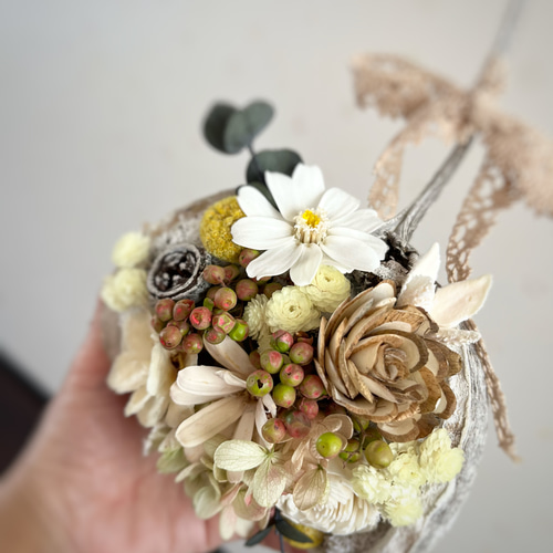 ブッタナッツアレンジ プリザーブドフラワーアレンジ ドライフラワー