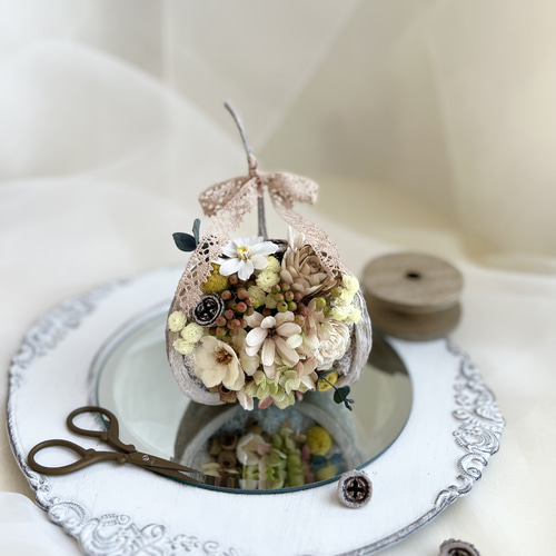 ブッタナッツアレンジ プリザーブドフラワーアレンジ ドライフラワー