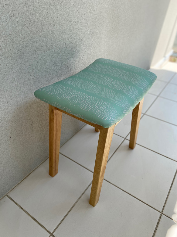 スツール　北欧風　木製　来客用チェア　『ロープグリーン×ピンク』 1枚目の画像