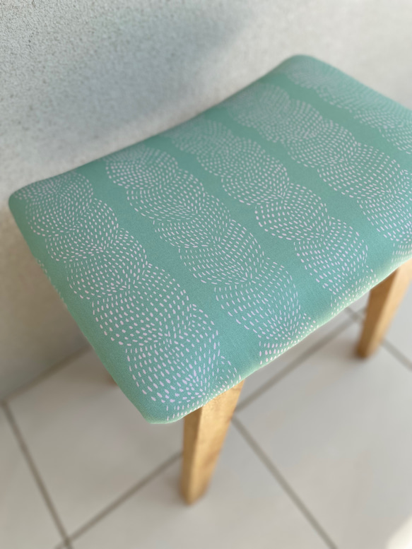 スツール　北欧風　木製　来客用チェア　『ロープグリーン×ピンク』 2枚目の画像