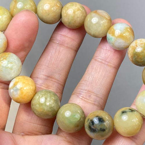 B23-53 ダークグリーン 黄翡飄花 ミャンマー産 天然 黄翡翠 ブレスレット B23-53 美品 ダークグリーン 黄翡飄花 13.2mm ミャンマー産 天然