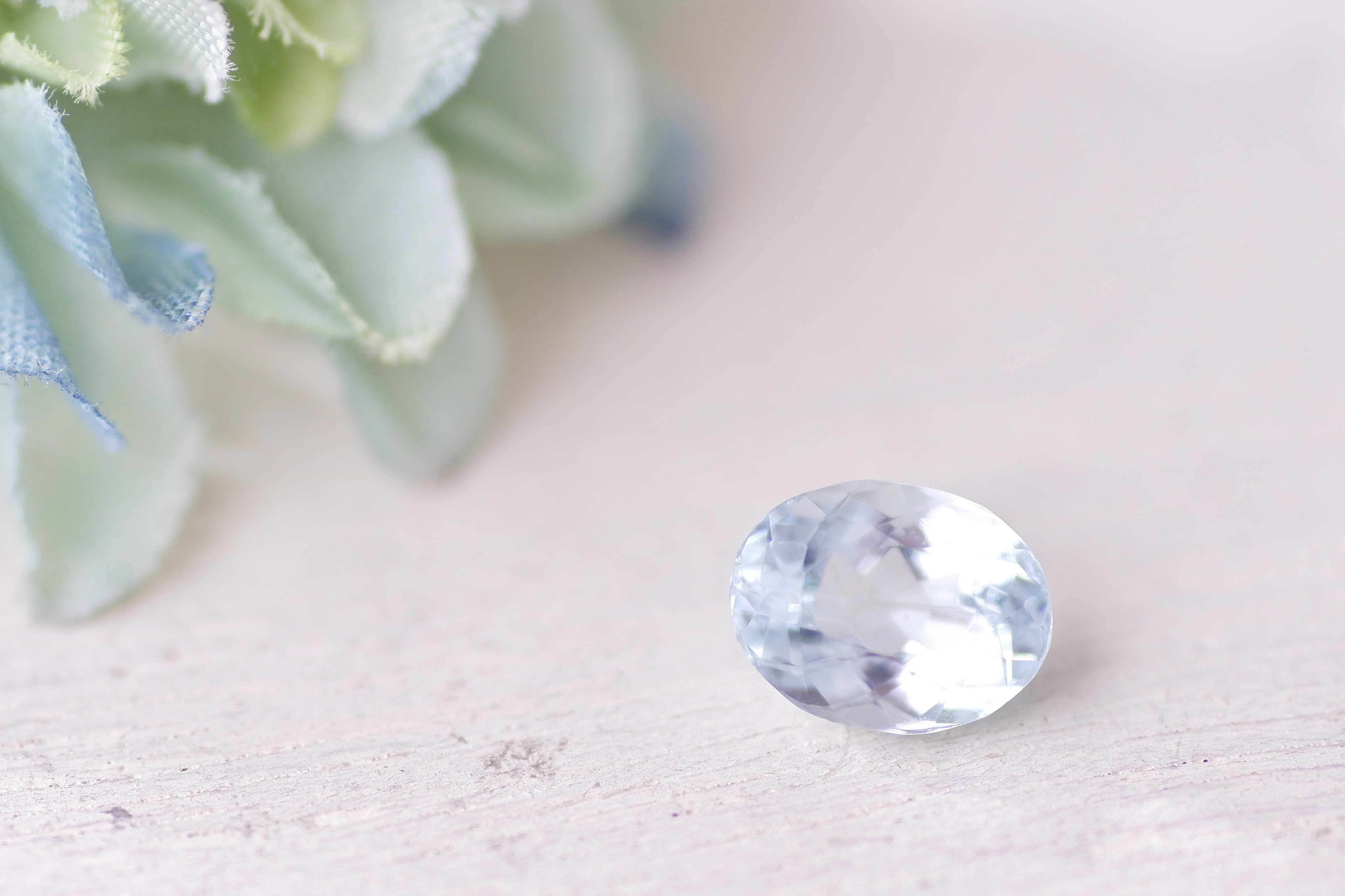 アクアマリン＊オーバル・カット＊1.61ct＊7.4×6.4mm＊BEA-016