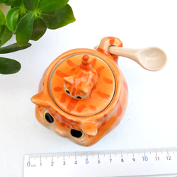 なかよしトラ猫親子シュガーポット・スプーン付 ８０ml 　ほんわか猫陶器　受注制作 4枚目の画像