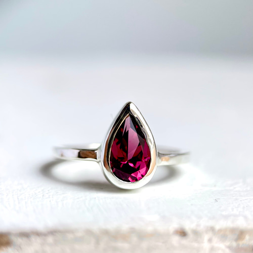 ロードライトガーネットリング サイズ約5号（ピンキーサイズ