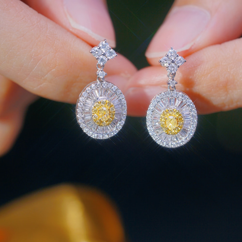 高評価のクリスマスプレゼント イエローダイヤモンドピアスk18 ピアス（スタッド・一粒 アクセサリー