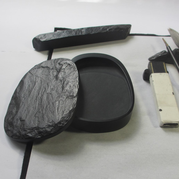 絵蓋付きミニ硯石 Amazon | EsiFare ミニ硯 蓋付き インクホルダー 書道 絵画 皿 ペン