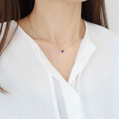 【CaitlynMinimalist】イニシャル誕生石ネックレス Custom Initial Birthstone Box Chain Necklace | Caitlyn