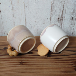 ペアマグカップ (白色:スマイルクッキー、桃色:チョコ掛けドーナツ) 4枚目の画像