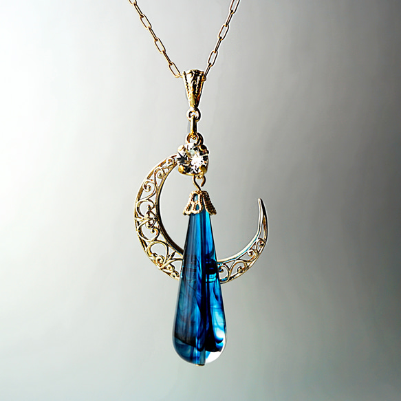 月の雫ペンダント　moon drop ハンドメイド　材料 ネックレス レディース ハンドメイド 月の雫 ドイツ製 ロング