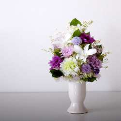 【仏花】紫とグリーンの鎮魂供花【供花】 1枚目の画像