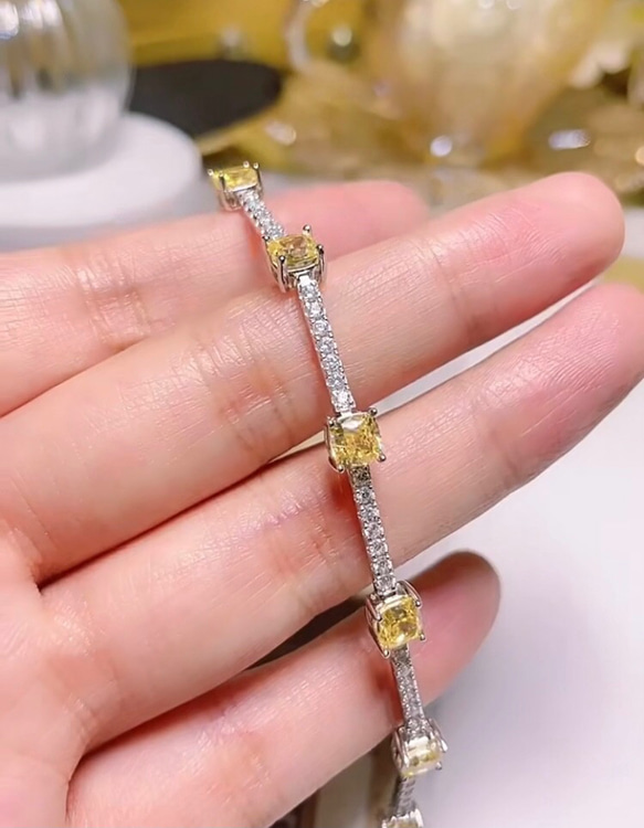 イエロー スクエア 高炭素ダイヤモンド キラキラ ゴージャス ブレスレット シンプル ホワイト 黄色 白 普段使い 7枚目の画像