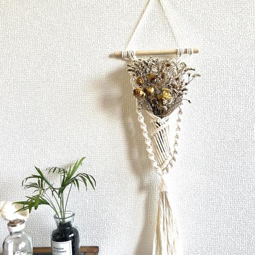 バリ製　フラワーハンガー✾タッセル付き飾り物 バリ製 フラワーハンガー✾タッセル付き飾り物 バリ製 フラワー