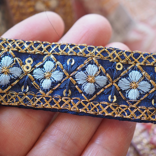 SALE】インド刺繍リボン ブレード25mm(103) 2m リボン・テープ AMBER 