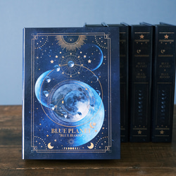 魔法の本のようなブックボックス 青の惑星 "BLUE PLANET" / 小物入れ 4枚目の画像