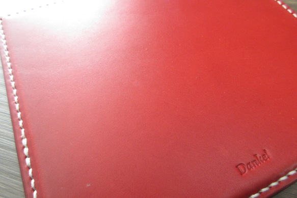 『ワケあり』【イタリアンレザー使用】マウスパッド　赤/白糸 4枚目の画像
