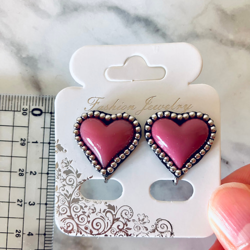 大人可愛いハートの刺繍イヤリング&ピアス イヤリング 